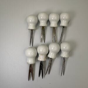 Vintage Norpro Set 8 White Porcelain Corn Cob Holders Stainless Steel Prongs